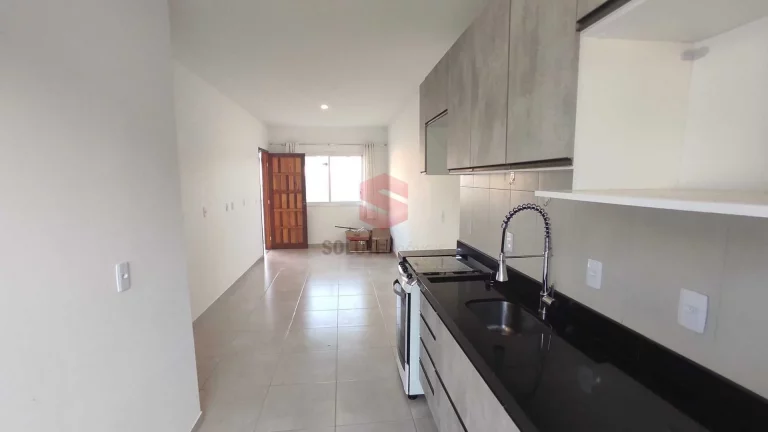 Imagem Casa com 02 quartos e amplo espaço de terreno à venda no Jd Iruama em Campo Largo/PR