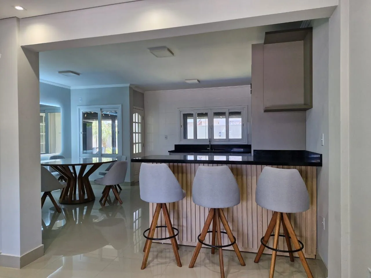 Imagem EXCELENTE CASA SEMIBOMILIADA NOVA À VENDA - Rua das Magnólias, | Gravataí