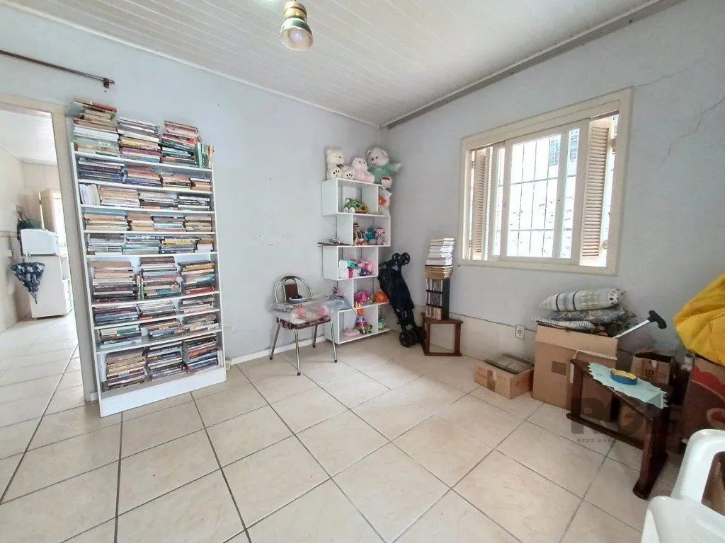 Imagem Casa térrea com edícula aos fundos