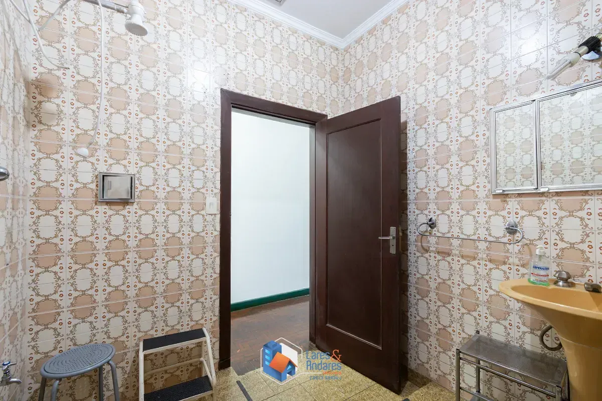 Imagem Casa comercial para venda em Pinheiros, 287m²