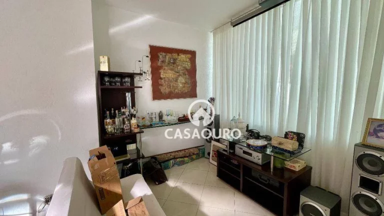 Imagem Casa com 7 quartos à venda, 400 m² por R$ 1.650.000 - São Lucas - Belo Horizonte/MG