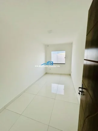 Imagem Casa para Venda em Feira de Santana, Mangabeira, 2 dormitórios, 1 banheiro, 2 vagas
