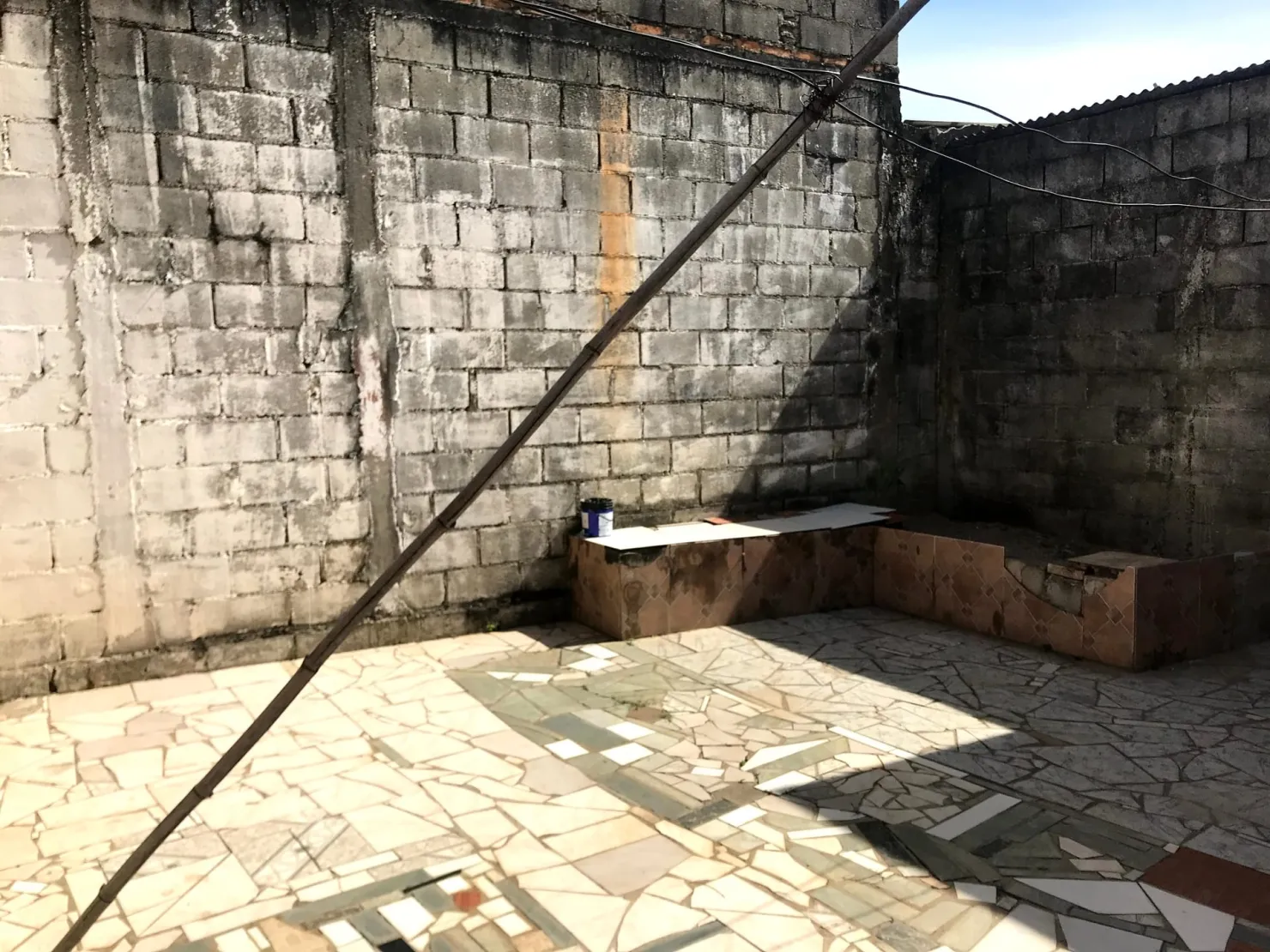 Imagem Casa à venda 3 Quartos, 1 Suite, 2 Vagas, 3M², Conjunto Residencial Araretama, Pindamonhangaba - SP