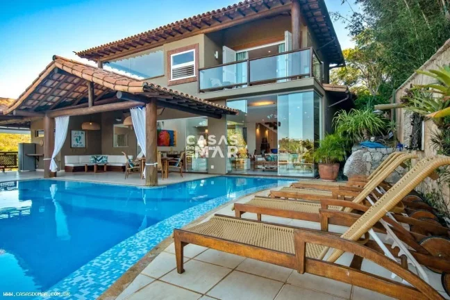 Imagem Imperdível oportunidade: Casa para venda em Armação dos Búzios-RJ, na Ferradura, com 6 quartos, 4 suítes e 900m² de área!