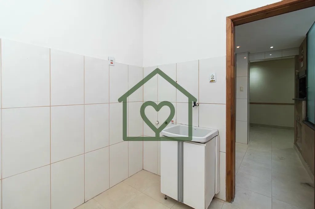 Imagem Este excelente apartamento de 106m² privativos oferece conforto, sofisticação e funcionalidade em...