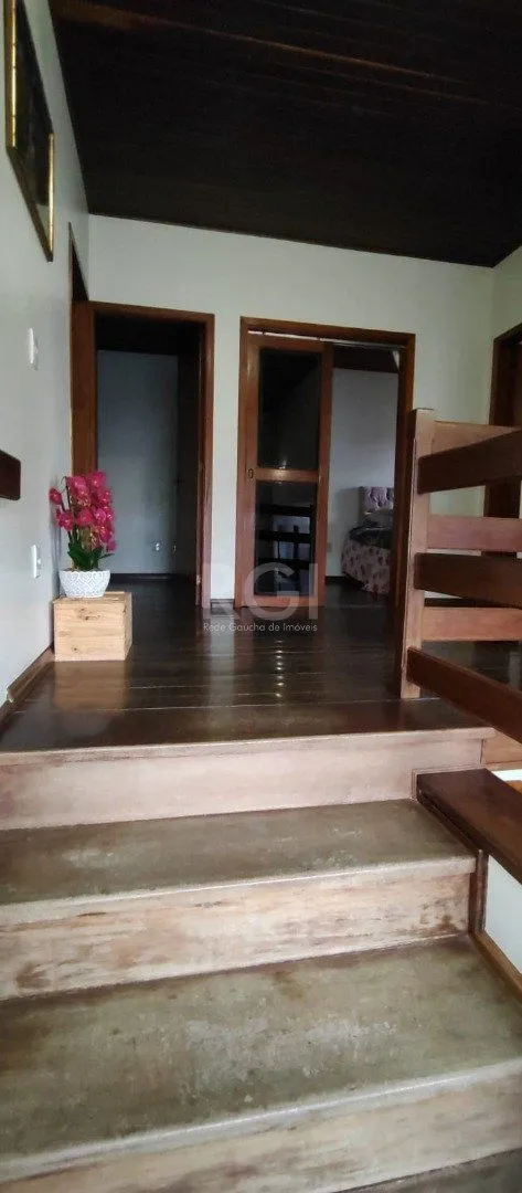 Imagem Casa para Venda - 180m², 4 dormitórios, sendo 1 suites, 3 vagas - Campo Novo