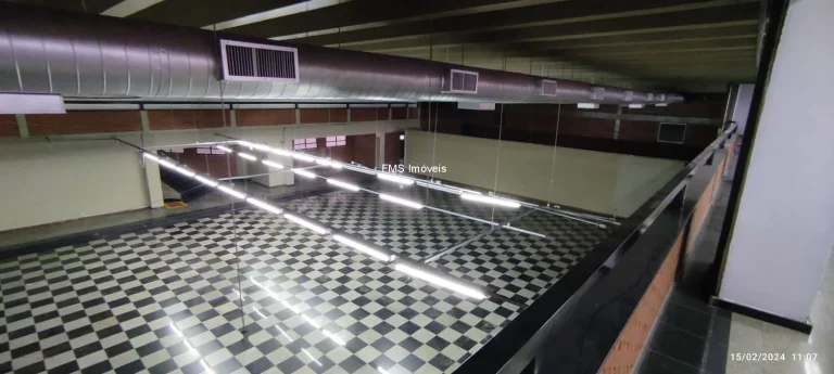 Imagem Prédio comercial com 4.078m² de área total próx. a Vila Sônia.