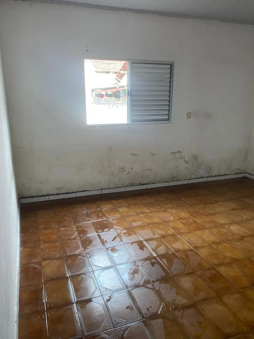 Imagem Comercial à venda e locação 300M², Moreira César, Pindamonhangaba - SP