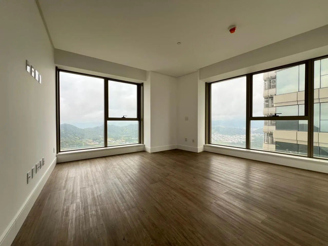 Imagem Apartamento com vista para o mar à venda com 530m2 por R$ 26.000.000,00