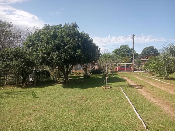 Imagem EXCELENTE!!! Sítio com 1000m², Casa, Salão de festas, Piscina, Águas Claras