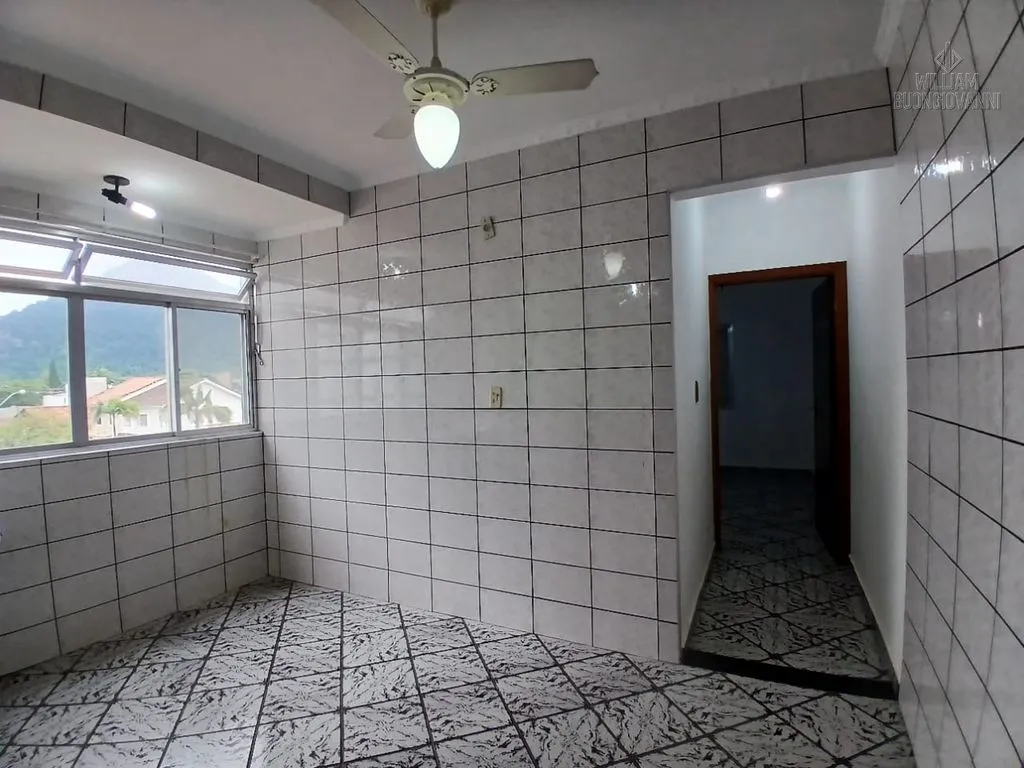 Imagem 1 Dormitório Grande c/ Vaga - 60m² - Frente Rua - R$ 300 mil