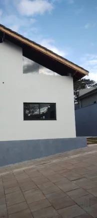 Imagem Casas Térreas com Piscina à Venda por 750 mil C/108 m²