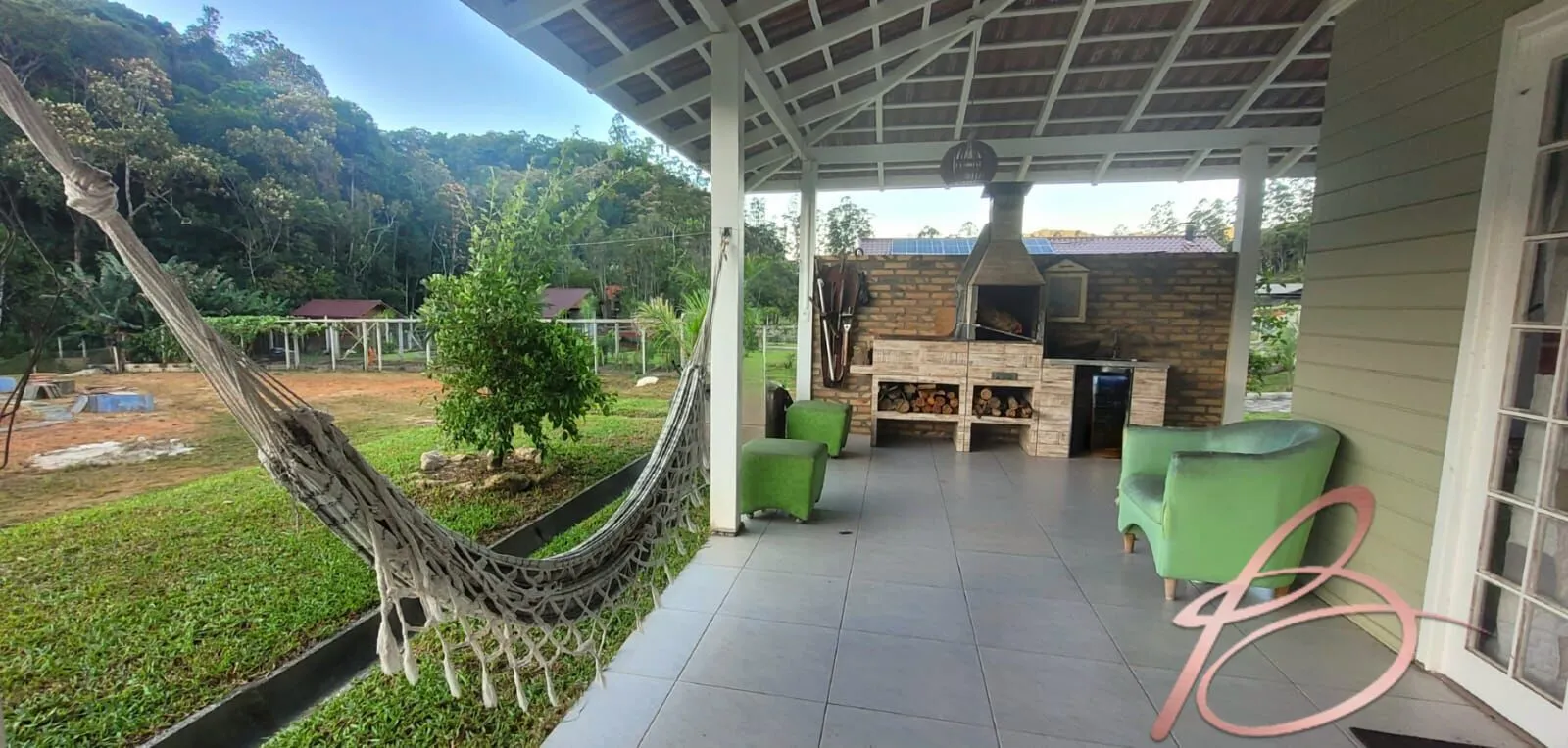 Imagem Chácara com 20.000M² com 2 casas, pomar e açude