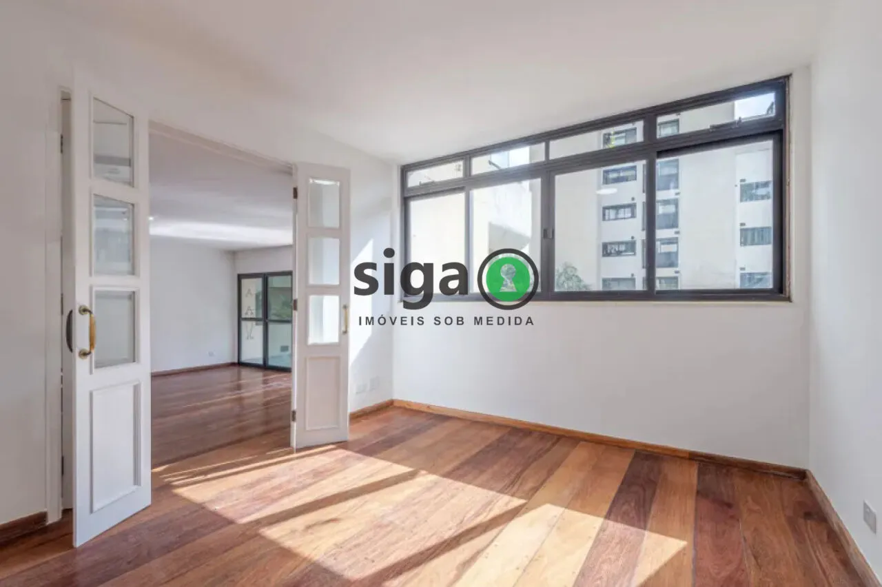 Imagem Apartamento á Venda no Real Parque - 240m², 3 quartos, 3 vagas