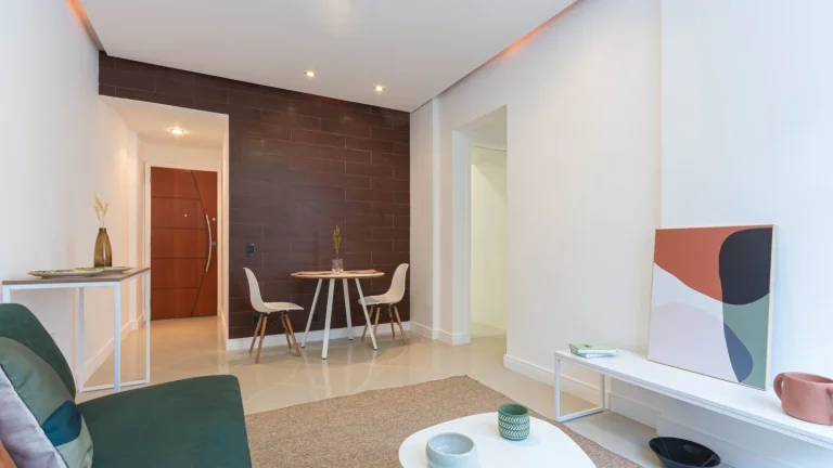Imagem Apartamento 71M², 2Q, 1 Suíte, 2 Banheiros, Playground, Armários.