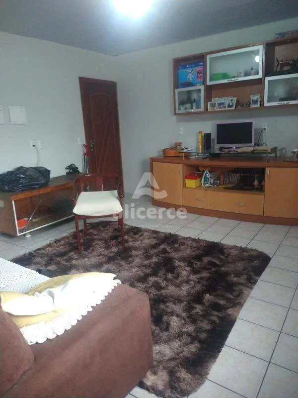 Imagem Oportunidade única - Casa de 2 Pavimento à Venda l 4 Dormitórios I Financiavel - em Palhoça/SC