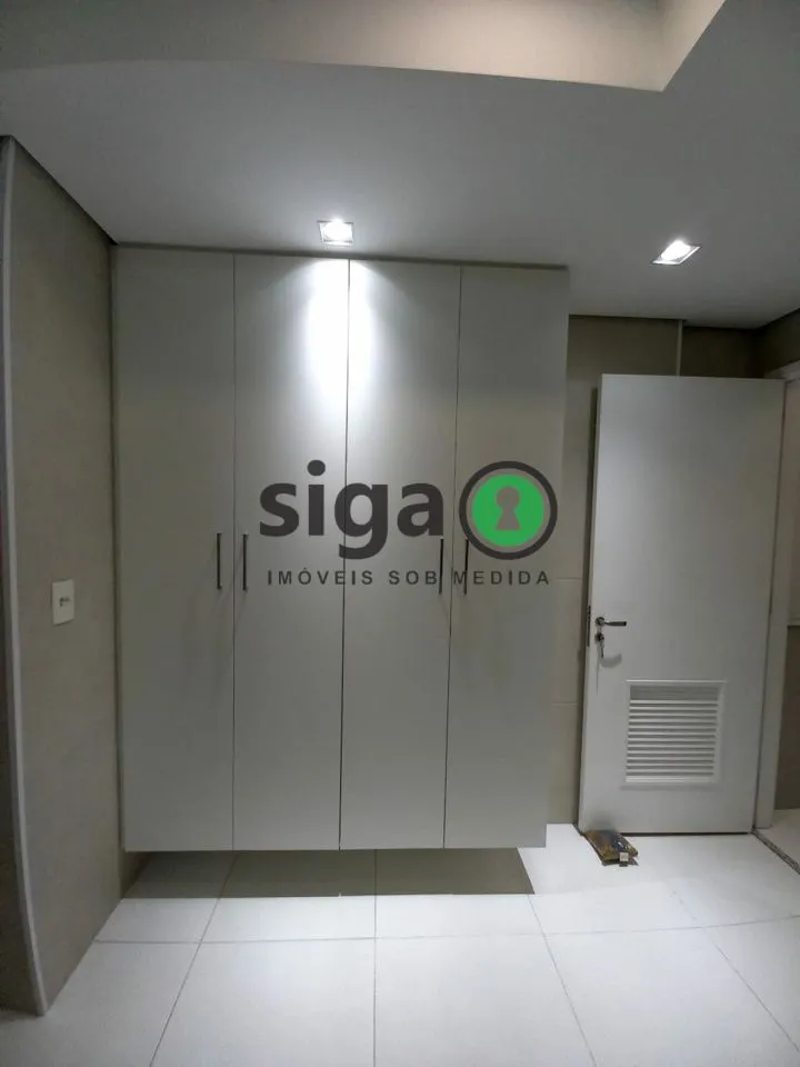 Imagem APARTAMENTO À VENDA NO MORUMBI COM 4 SUÍTES, PRÉDIO NOVO E LAZER COMPLETO!