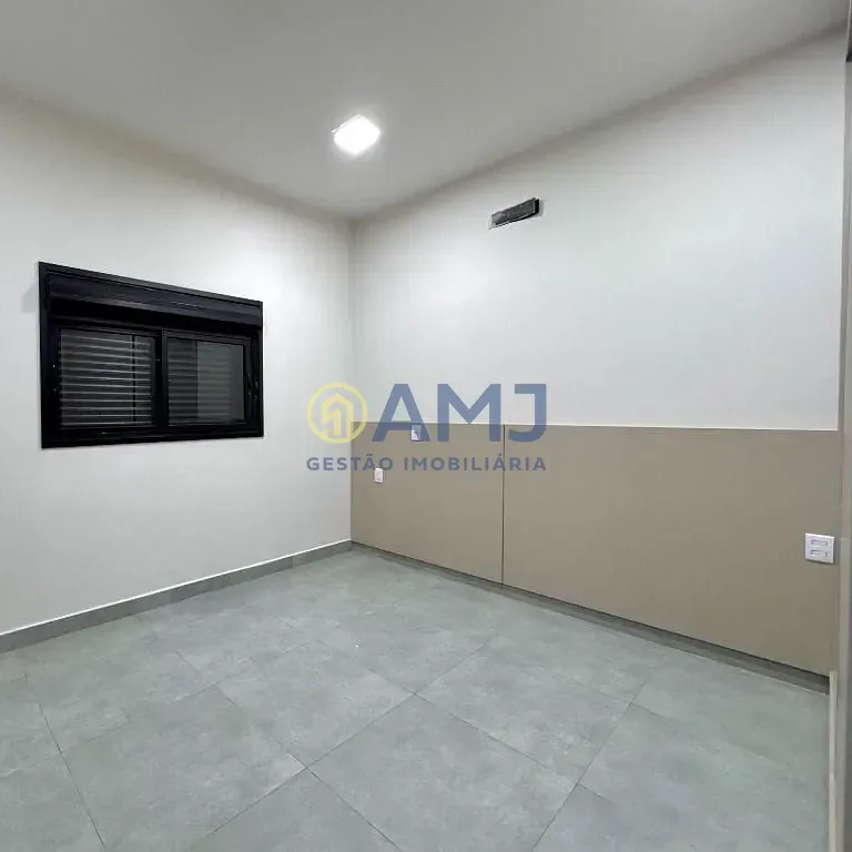 Imagem Venda de Casa Térrea no Jardins Porto | Lote de Esquina | Vista para Reserva