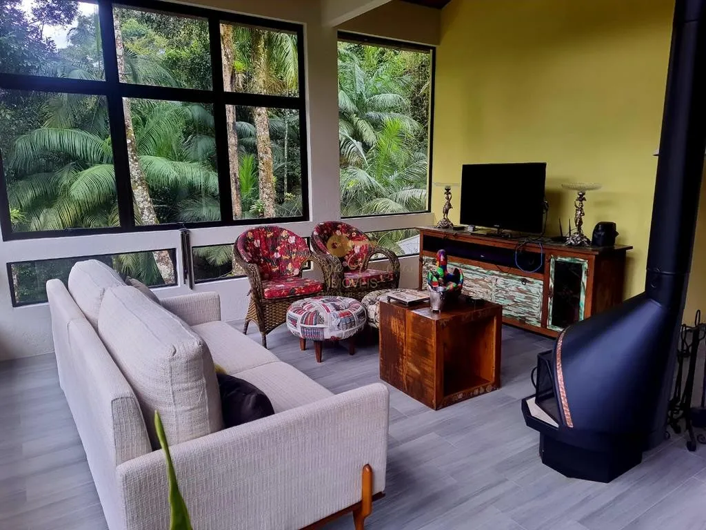 Imagem Casa em Condomínio para Venda em Teresópolis / RJ no bairro Carlos Guinle