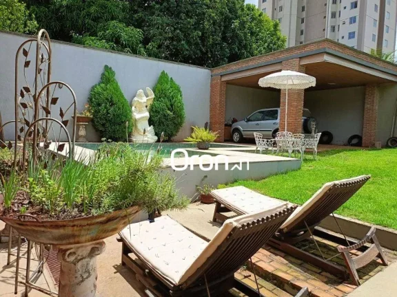Casa mobiliada com 3 dormitórios à venda, 300 m² por R$ 1.300.000 - Setor Pedro Ludovico - Goiânia/GO