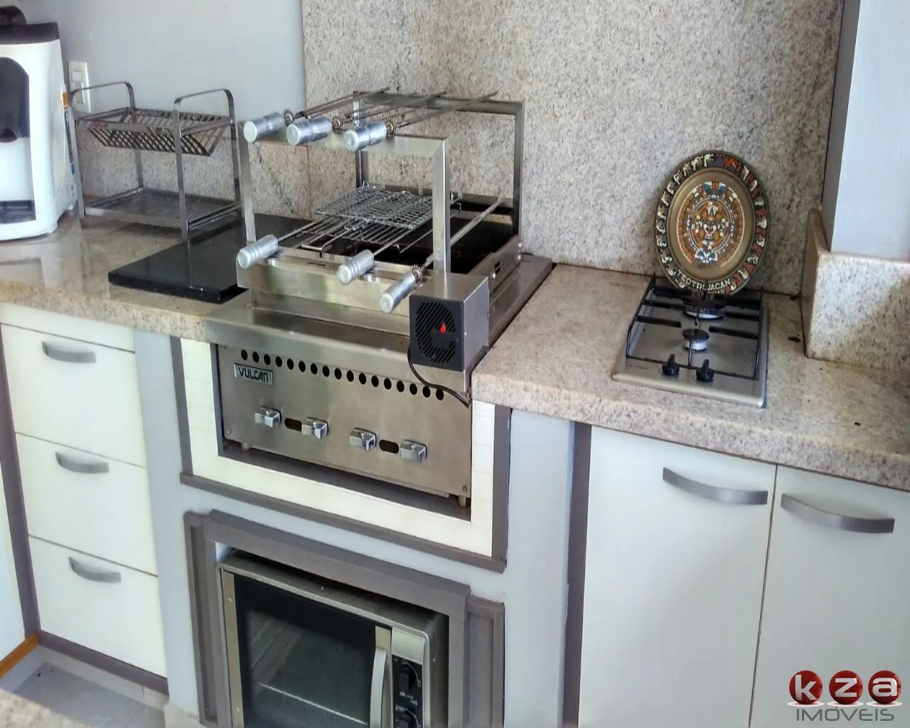 Imagem Magnífica casa em condomínio à venda em Valinhos-SP, no Condomínio Residencial Querencia: 4 quartos, 4 suítes, 3 salas, 8 banheiros, 4 vagas de garagem, 395m².