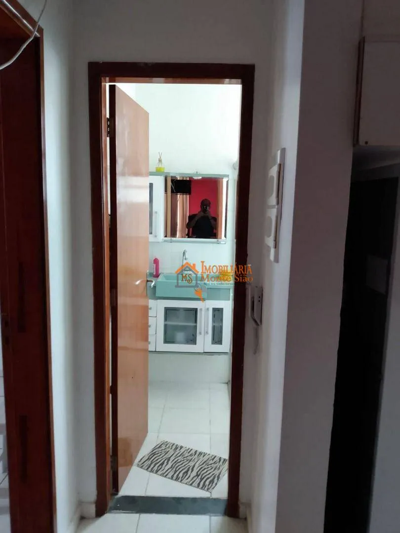 Imagem Apartamento com 2 dormitórios para alugar, 48 m² por R$ 1.957,19/mês - Água Chata - Guarulhos/SP