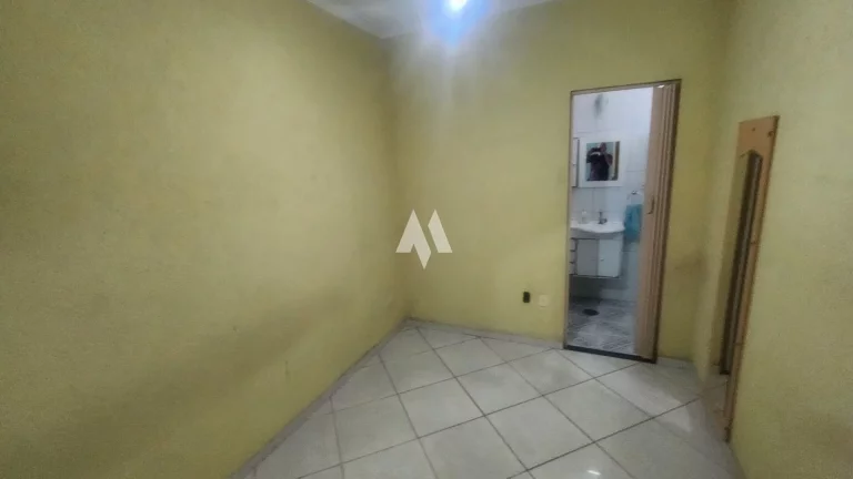 Imagem Casa em Encruzilhada, 3 dormitórios, 2 suítes, 5 vags, Santos/SP
