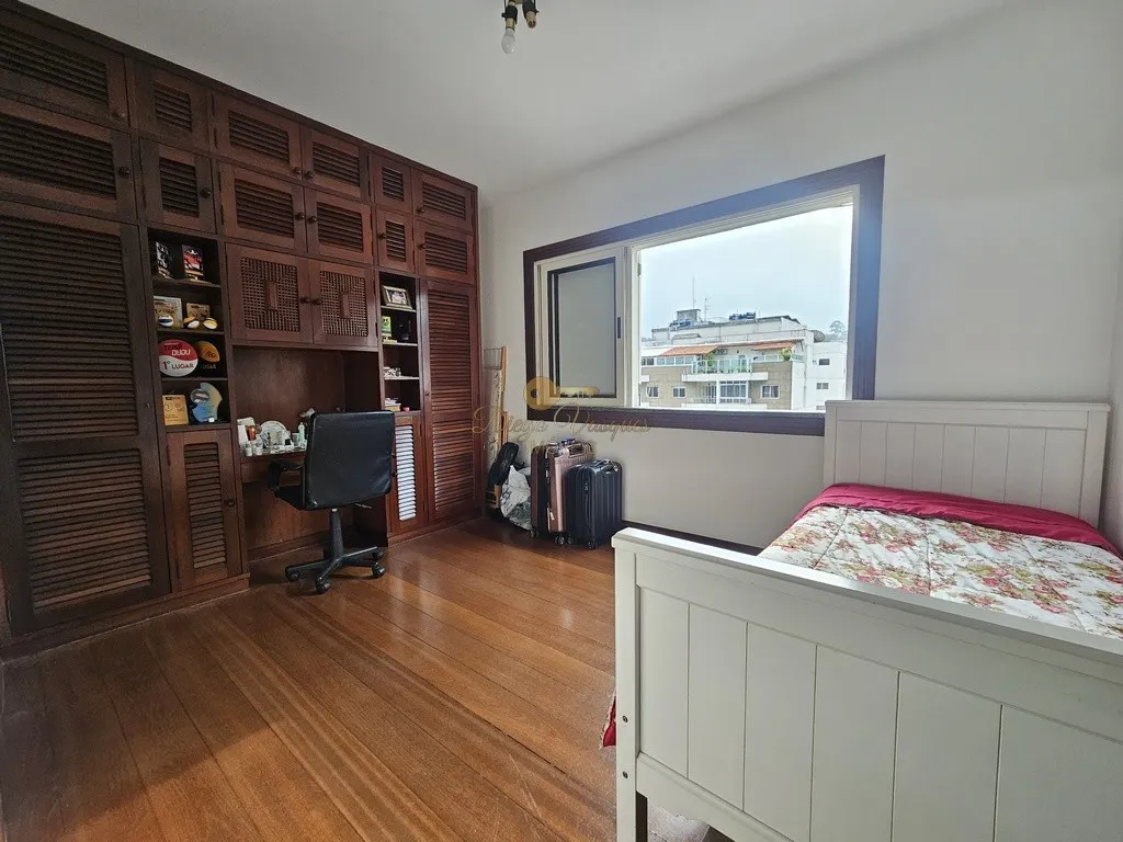 Imagem Apartamento para Venda em Teresópolis / RJ no bairro Várzea
