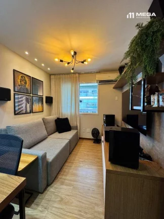 Imagem Apartamento com 3 dormitórios à venda, 130 m² por R$ 1.100.000,00 - Praia da Costa - Vila Velha/ES
