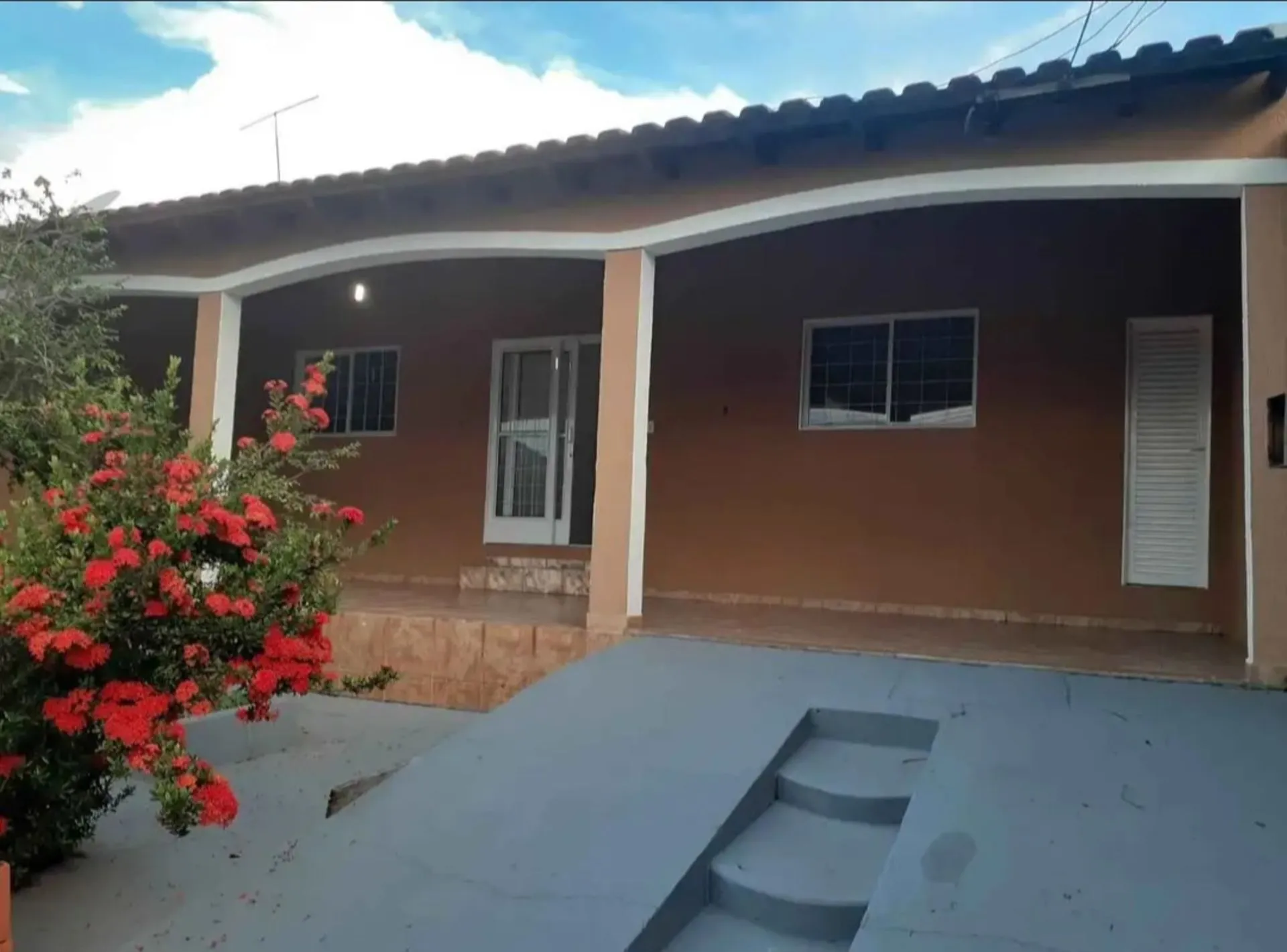 Foto do imóvel Casa com 2 quartos, 1 suite Bairro Tijucal Setor 2 em Avenida Doutor Meirelles