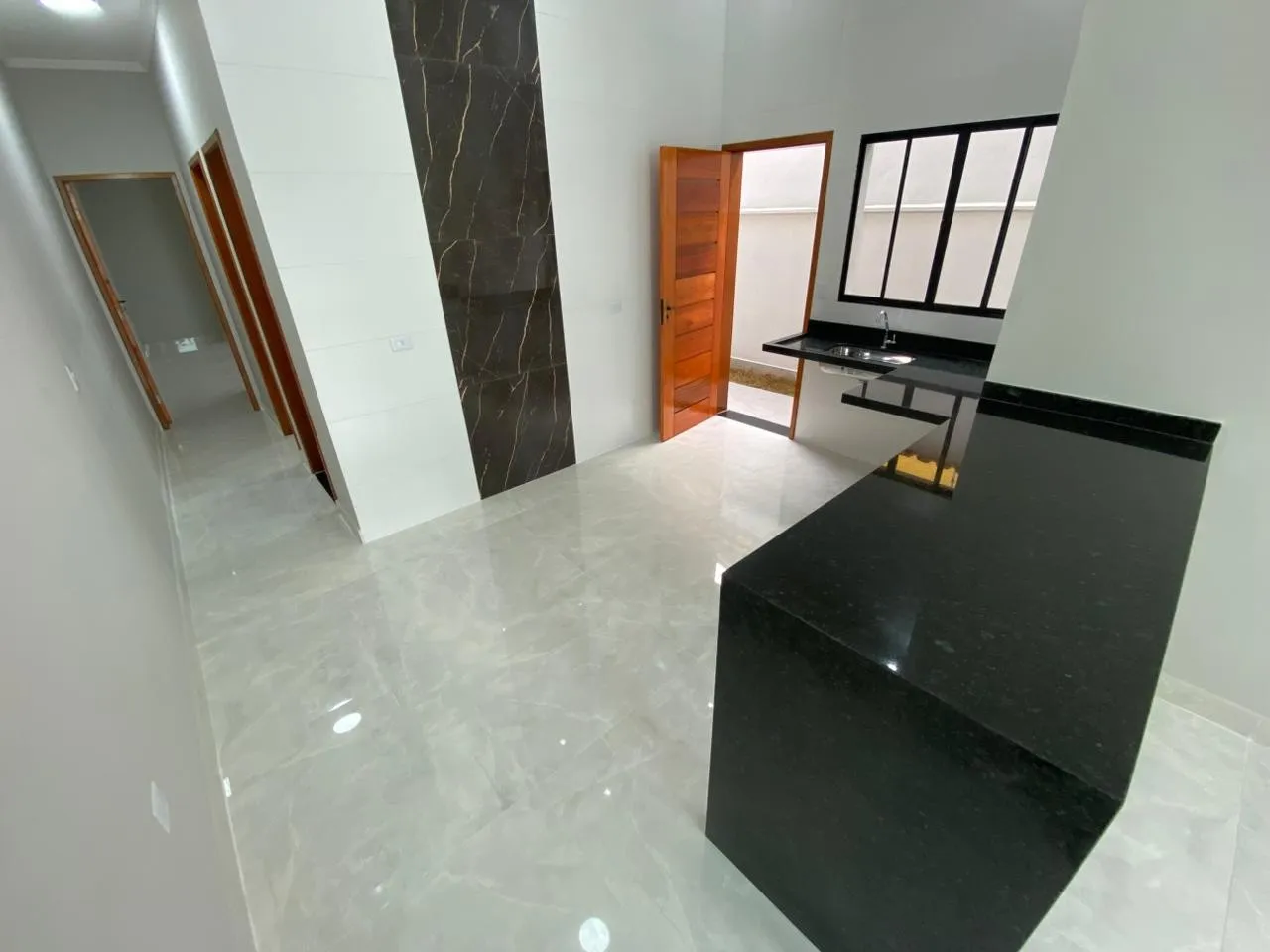 Casa para Venda em Itanhaém, Jamaica (Praia), 2 dormitórios, 1 suíte, 2 banheiros, 2 vagas