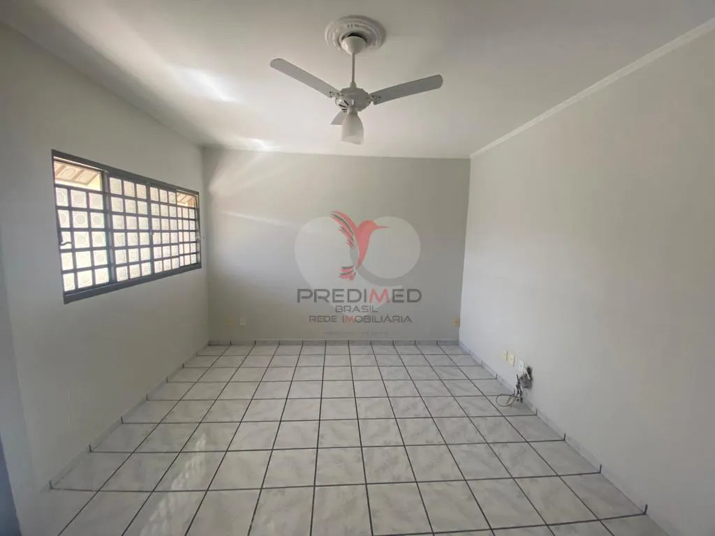 Imagem Casa de 3 quartos, 199m² no bairro Conjunto Sílvio Campanholi, em Lençóis Paulista
