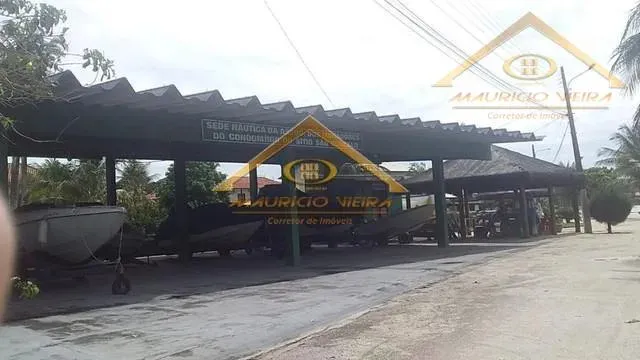 Imagem Casa em Condomínio para Venda em São Pedro da Aldeia / RJ no bairro Paia Linda