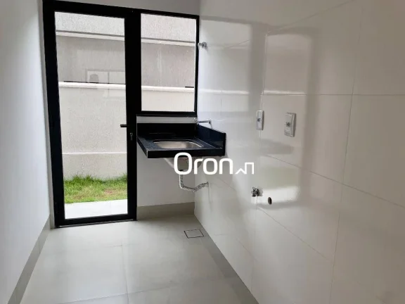 Imagem Sobrado com 4 dormitórios à venda, 230 m² por R$ 1.590.000,00 - Jardins Barcelona - Senador Canedo/GO