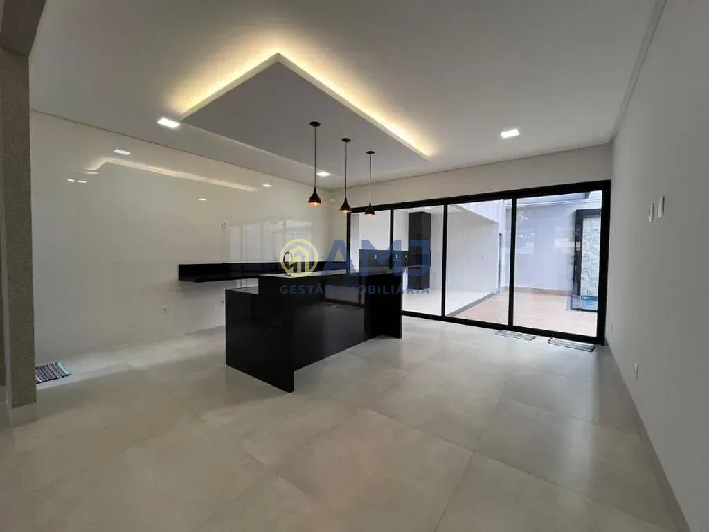 Imagem Casa Térrea de Alto Padrão no Residencial Garavelo Park