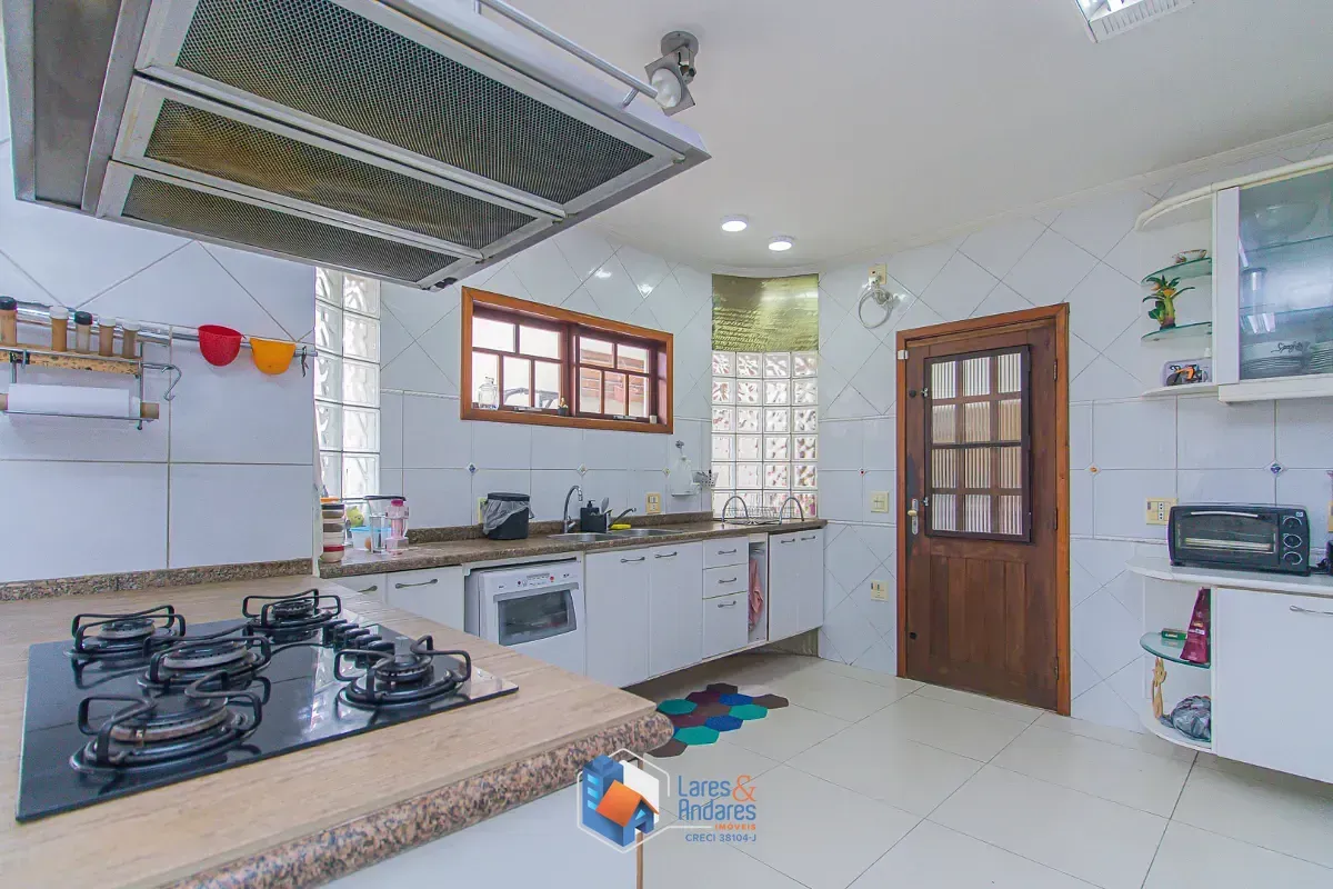 Imagem Casa para venda em Vila Deodoro com 4 quartos, sendo 1 suíte, 286m²
