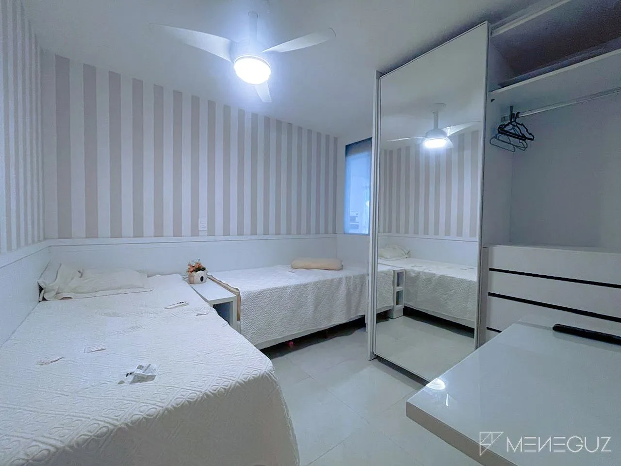 Imagem Apartamento 3 quartos a venda na Praia do Morro em Guarapari, com lazer completo, finamente mobiliado.