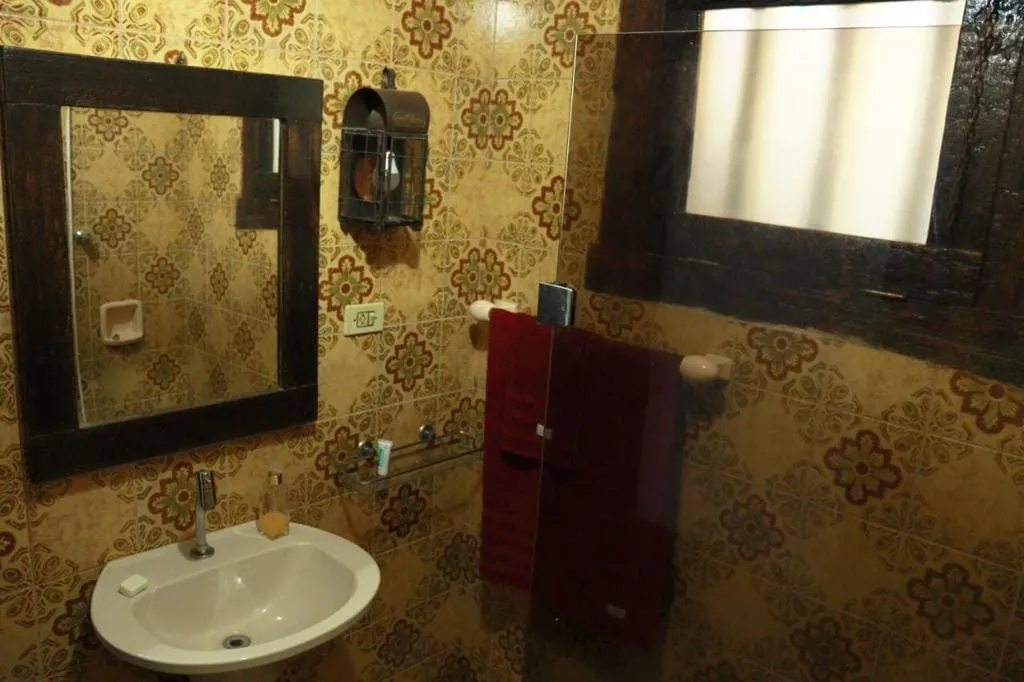 Imagem Chácara à venda 8 Quartos, 1 Suite, 11 Vagas, 10000M², Torrão de Ouro II, São José dos Campos - SP