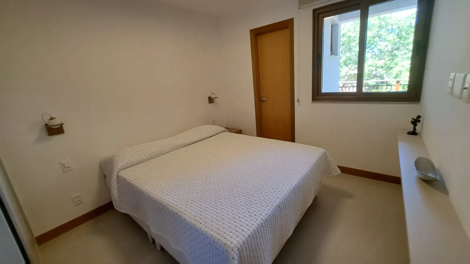 Imagem Apartamento com 3 Quartos para Alugar ou Temporada, 116 m² em Praia do Forte - Mata de São João