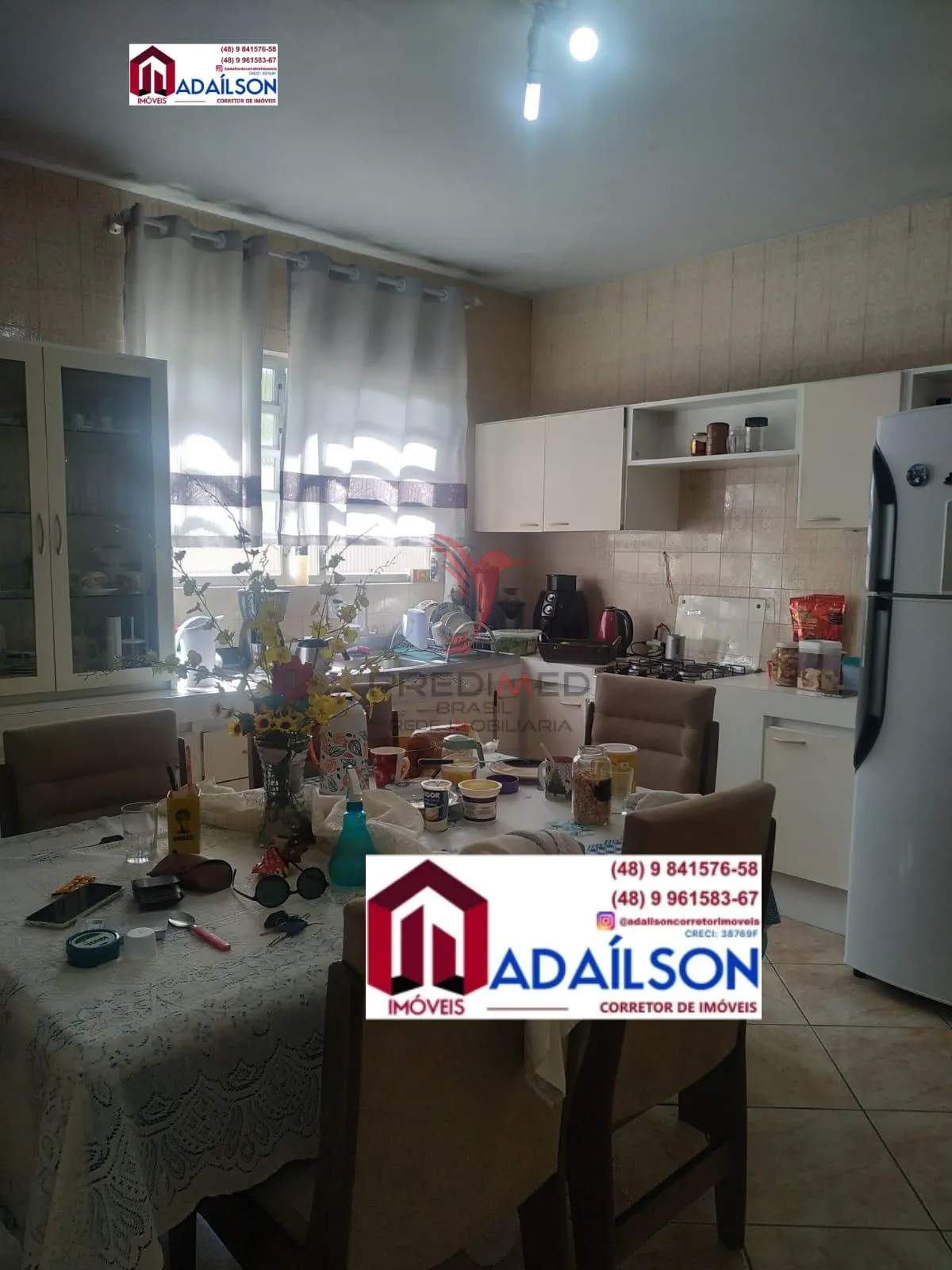 Imagem CASA A VENDA EM SÃO JOSÉ SC, BARREIROS, 3 DORMITÓRIOS, 1 SUÍTE + EDÍCULA COM CHURRASQUEIRA