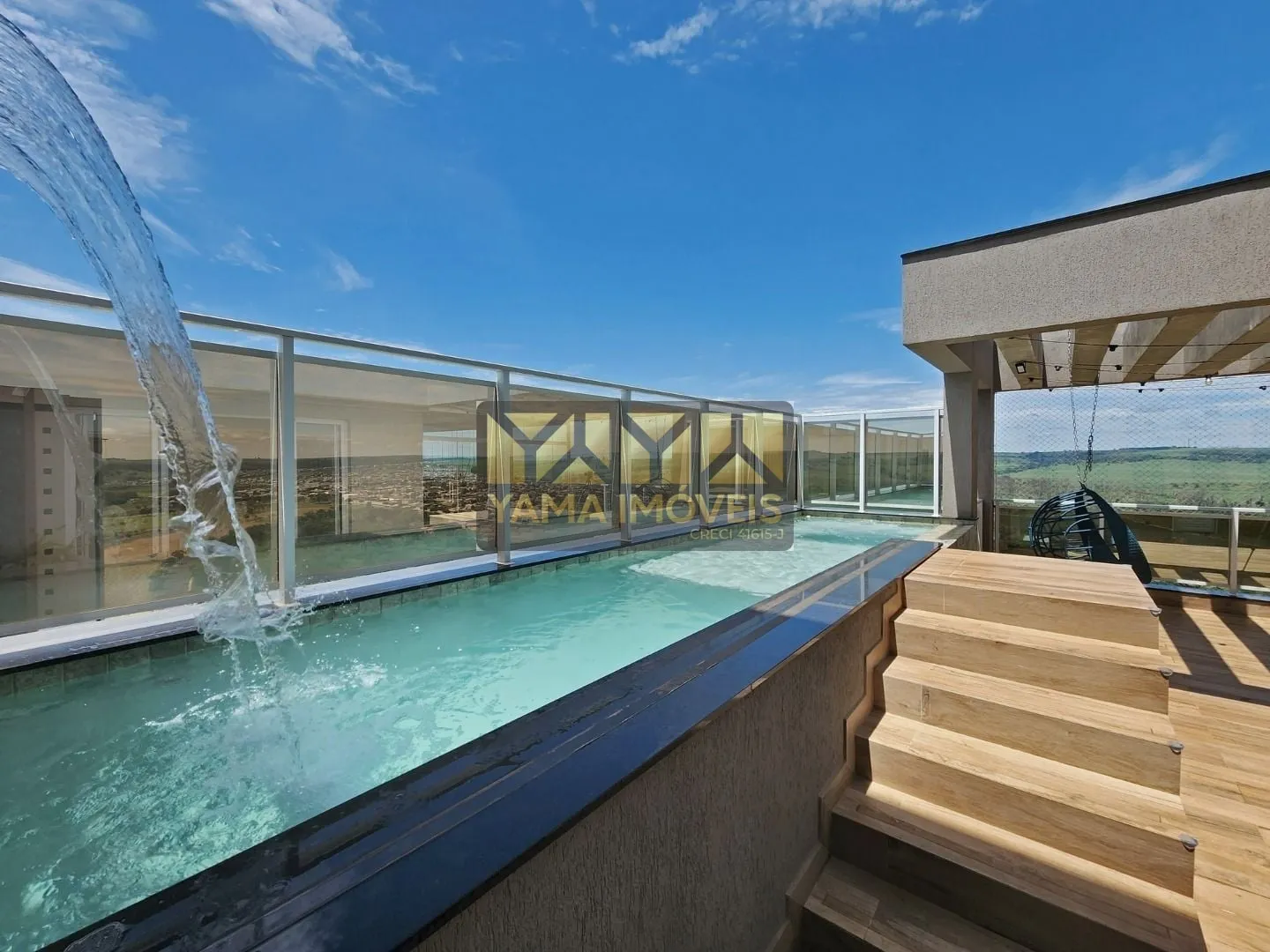 Imagem Edifício Mirante do Ipê - Liberdade de casa com segurança de apartamento, conheça essa jovem cobertura de 3 anos
