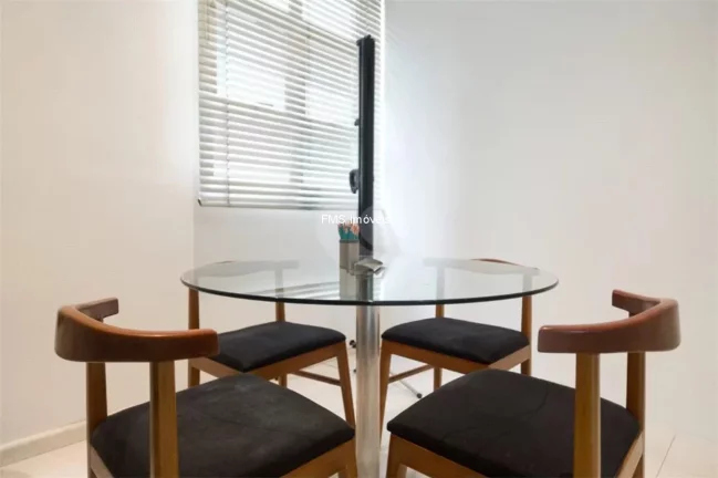 Imagem Conjunto Comercial à Venda em São Paulo-SP, Bairro Cerqueira César: 1 Sala, 2 Vagas, 62m²!