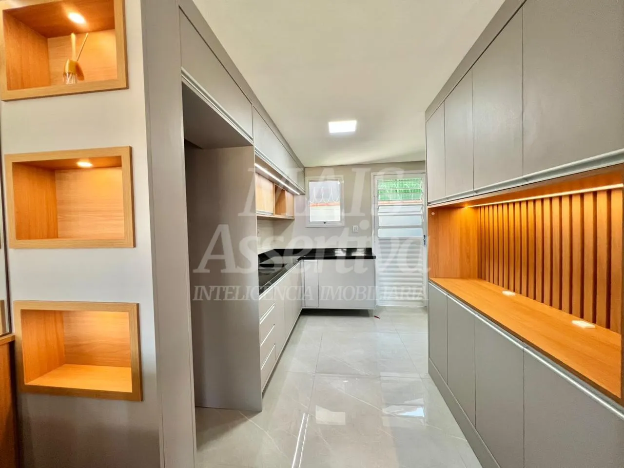 Imagem Sobrado mobiliado para venda, bairro São Jorge em Novo Hamburgo