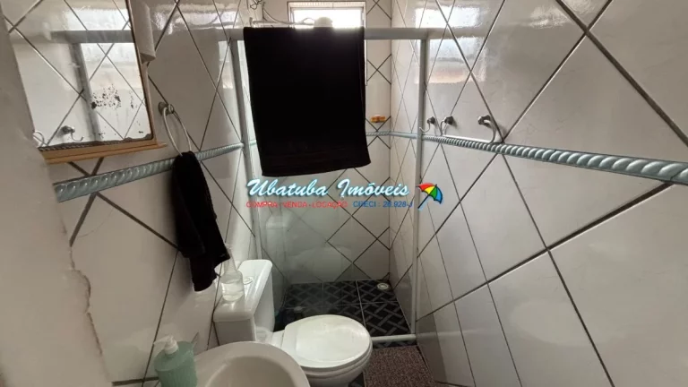 Imagem Casa a 200 metros da Praia do Perequê-açu com edícula