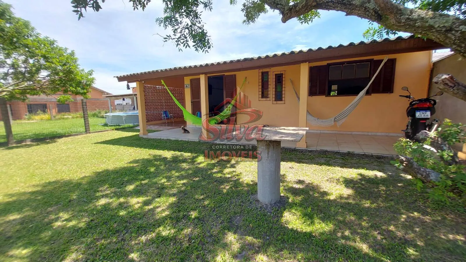 Imagem 1159 |Casa 2 dormitórios com churrasqueira em Albatroz