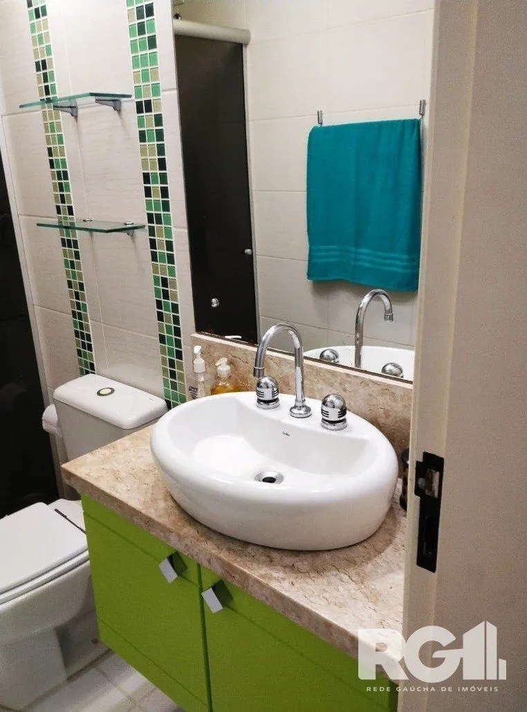 Imagem Apartamento 3 dor, semimobiliado com suíte e 2 vagas no Sarandi