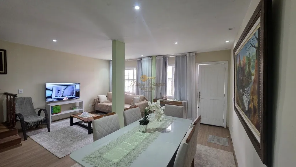 Imagem Casa em Condomínio para Venda em Teresópolis / RJ no bairro Bom Retiro