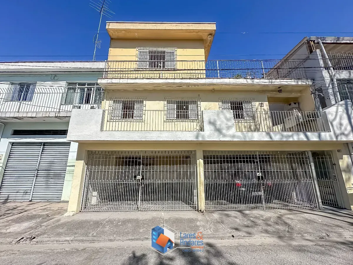 Foto do imóvel Sobrado para venda em Vila Nossa Senhora do Retiro com 6 quartos, sendo 1 suíte, 190m² em Rua Francisco Xavier de Brito