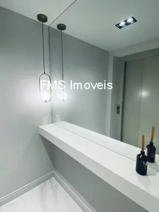 Imagem Imperdível! Apartamento à venda em São Paulo-SP, na Vila Dom Pedro I, com 3 quartos, 3 suítes e 160m². Agende sua visita!