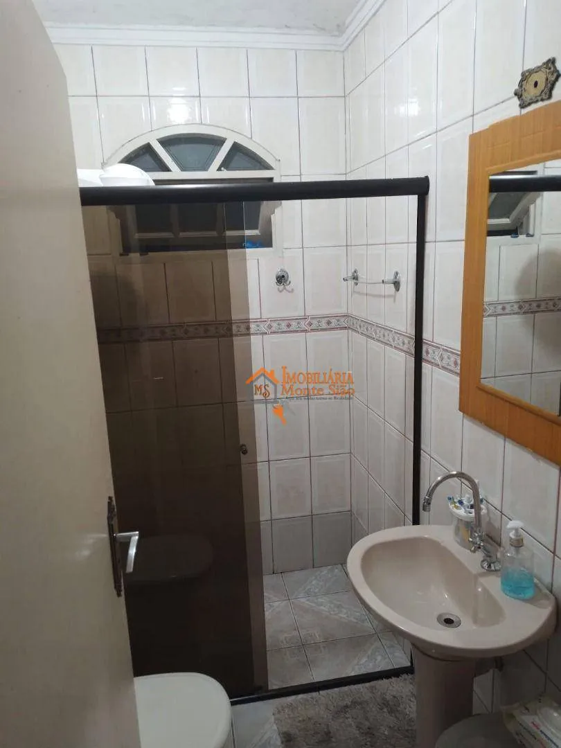 Imagem Sobrado com 3 dormitórios à venda, 220 m² por R$ 583.000,00 - Jardim Adriana - Guarulhos/SP